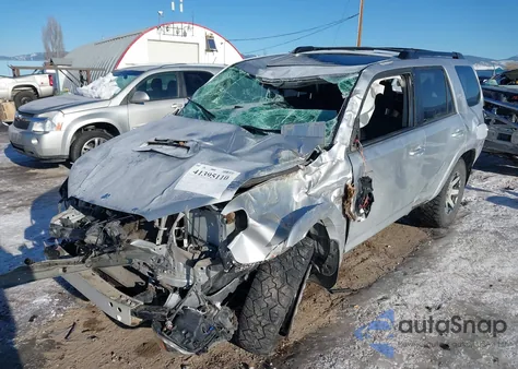 2019 Toyota 4Runner Trd Off Road Premium z USA, uszkodzony, nr VIN JTEBU5JR8K5638361